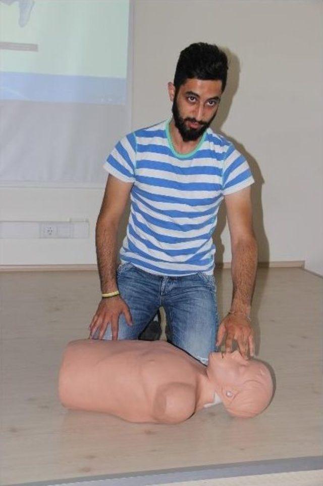 Gazetecilere İlk Yardım Eğitimi 1