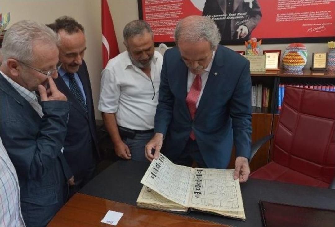 B&uuml;y&uuml;kşehir Belediye Başkanı Mezun Olduğu İlkokula Hayat Verecek