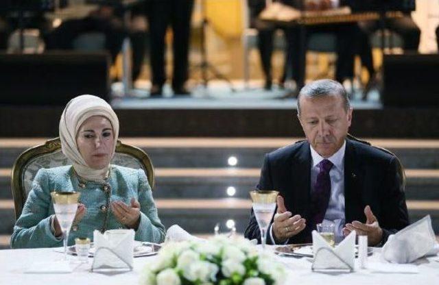 Cumhurbaşkanı Erdoğan Cumhurbaşkanlığı Personeline Iftar Verdi