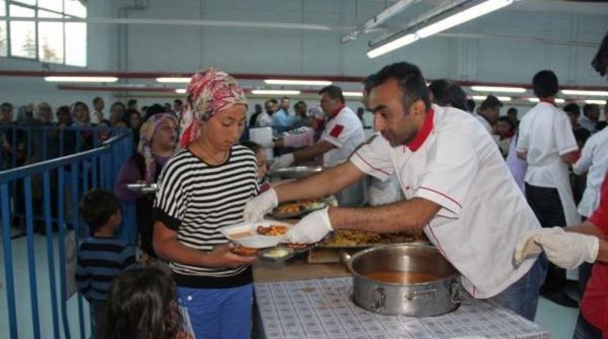 Nevşehir&rsquo;De Iftar Sofrasına Ilgi