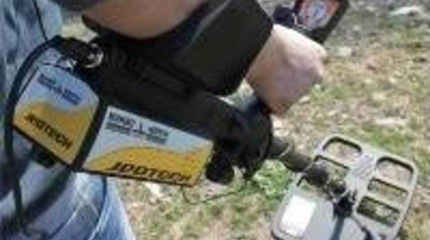 Jandarma Definecilere G&ouml;z A&ccedil;tırmıyor