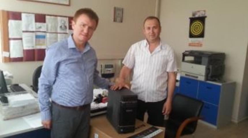 İzmit Belediyesi&rsquo;nden Okulllara Yardım