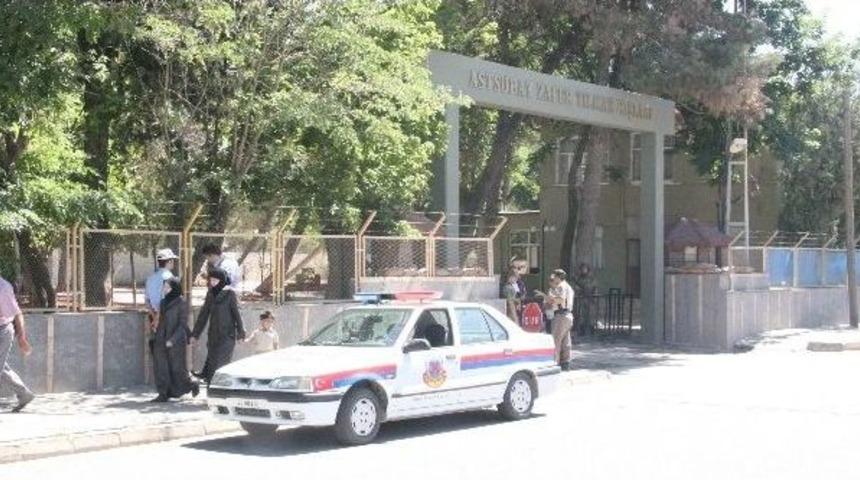 Orgeneral Adem Huduti, Sınırda İncelemelerde Bulundu