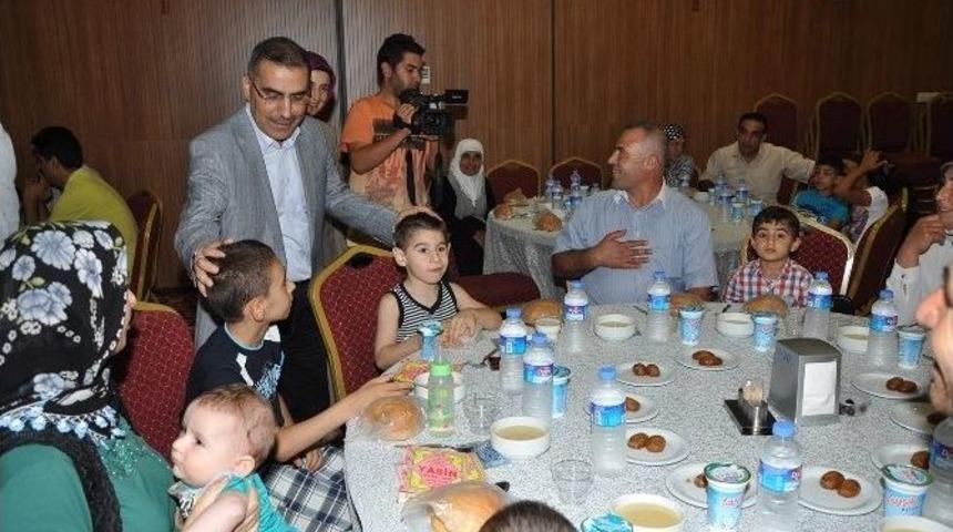 Başkan &Ccedil;elikcan, Gazi Ve Şehit Ailelerine İftar Verdi
