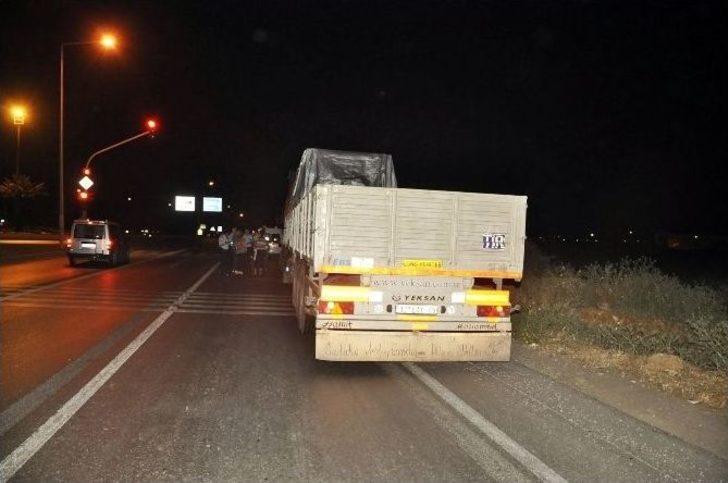 Yolda Yatan İşçiyi Tır Ezdi G3