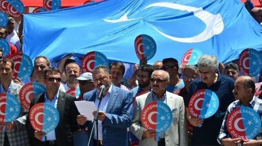 Doğu Türkistan’ın Sesini Duyun