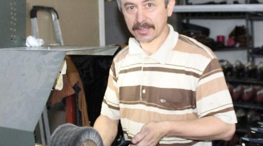 Ayakkabıcıların Bayram Hazırlığı