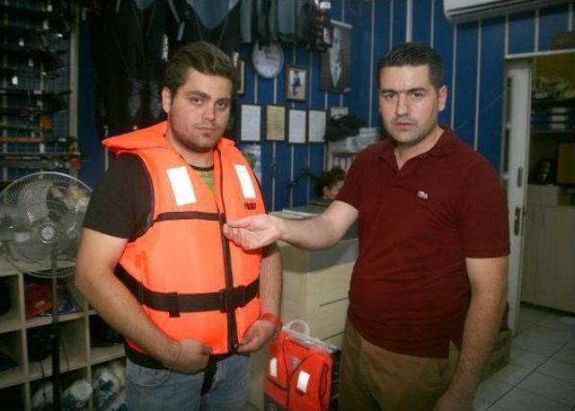 Refugees Face Death With Substandard Life Vests Made In Turkey