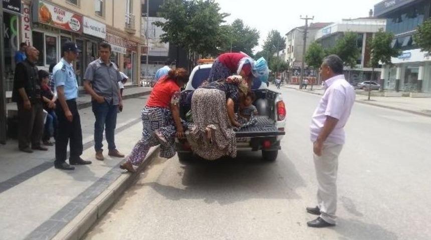 Dilenirken &Ccedil;ocukları Kullanıyorlar