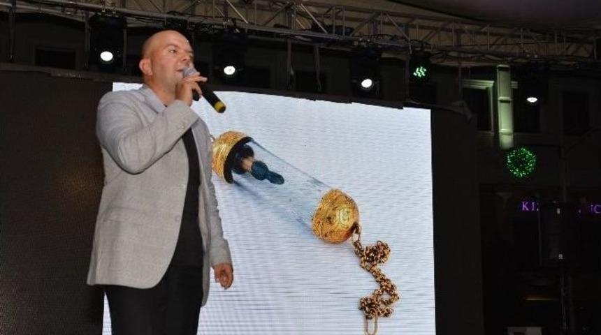 Talha Uğurluel Kutsal Emanetleri Anlattı