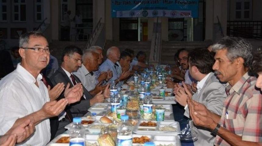 Mesob&rsquo;dan Kardeşlik İftarı