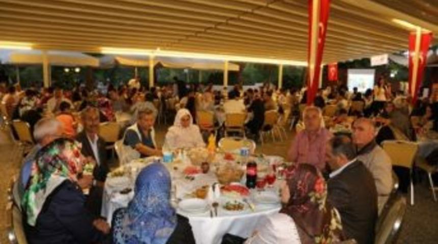 Aksaray’da Şehit Aileleri, Gaziler Ve Koruyucu Ailelerle İftar