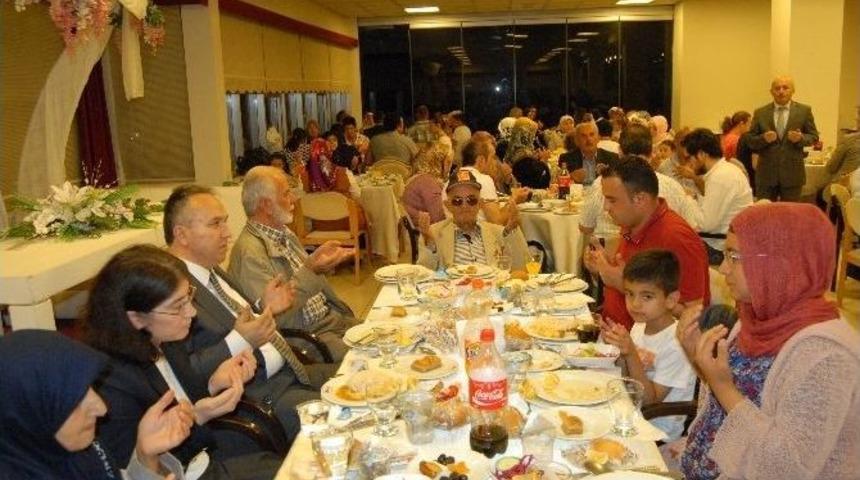 Vali Fidan, Şehit Yakınları Ve Gazilerle İftarda Buluştu