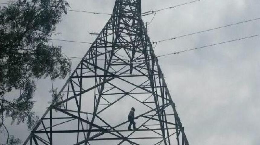 Y&uuml;ksek Gerilim Hattında Intihar Girişimi Alsancak'ı Elektriksiz Bıraktı