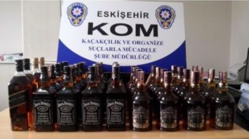 Eskişehir&rsquo;de Ka&ccedil;ak Viski Ele Ge&ccedil;irildi
