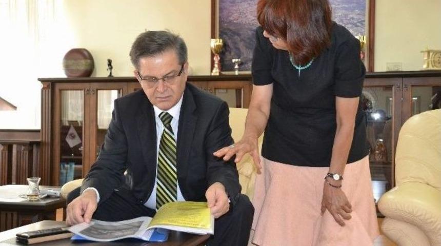 Hakdem&rsquo;den Emniyet M&uuml;d&uuml;r&uuml; Ceren&rsquo;e Ziyaret
