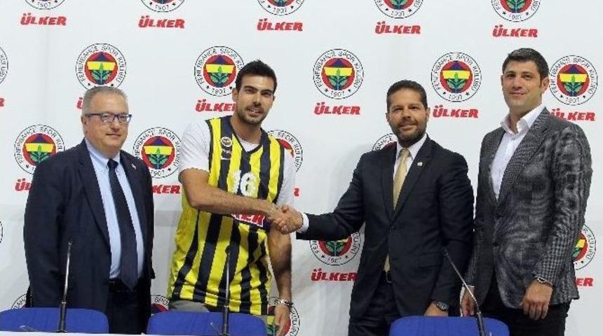 Sloukas: "gelebileceğim En İyi Yerlerden Biri Fenerbah&ccedil;e &Uuml;lker&rsquo;di"