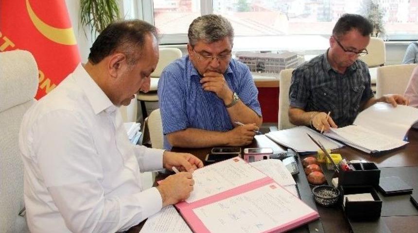 Kastamonu Belediyesi, Otopark İhalesini Ger&ccedil;ekleştirdi