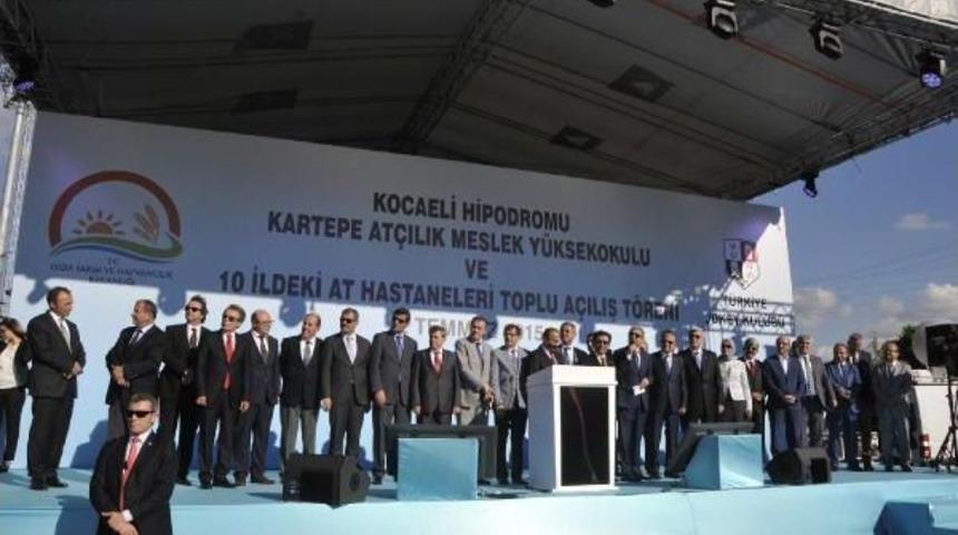 Bakanlar Eker Ve Işık, Kocaeli'nde Hipodrom A&ccedil;tı