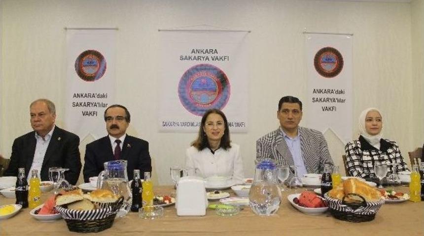 Sakaryalı Hemşehriler Başkent&rsquo;te Buluştu