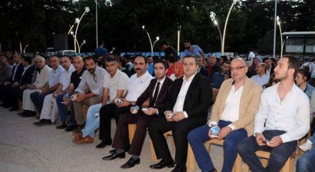 Tokat'ta Ülkü Ocakları Uygur Türkleri Için Iftar Programı Düzenledi