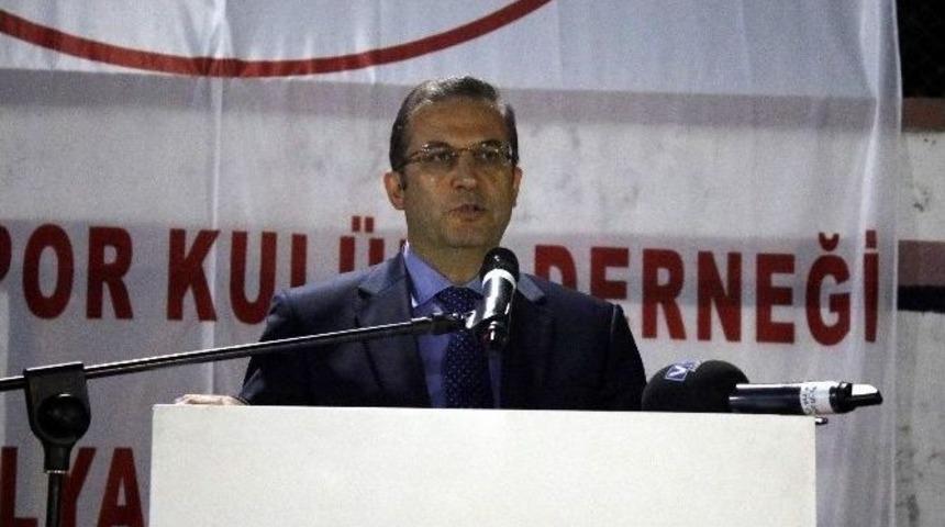 Antalyaspor Camiası İftar Yemeğinde Biraraya Geldi