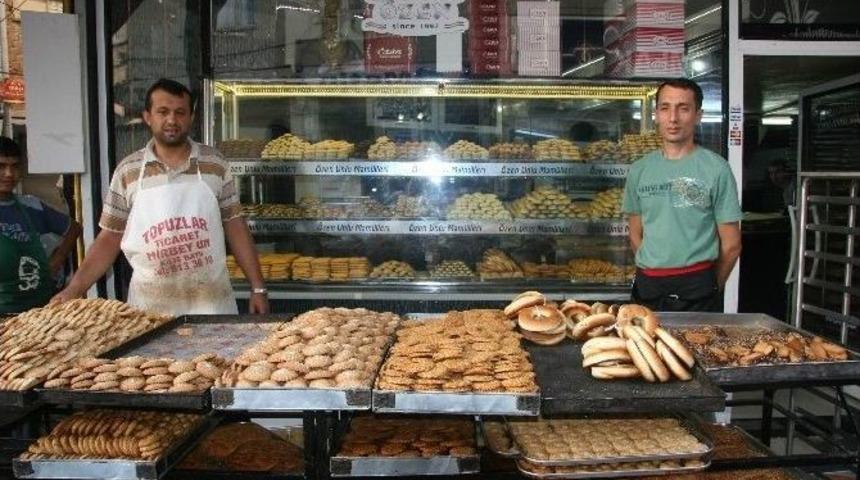 Bayramlık &rsquo;kahke&rsquo; Ve &rsquo;kerebi&ccedil;ler&rsquo; Piyasada