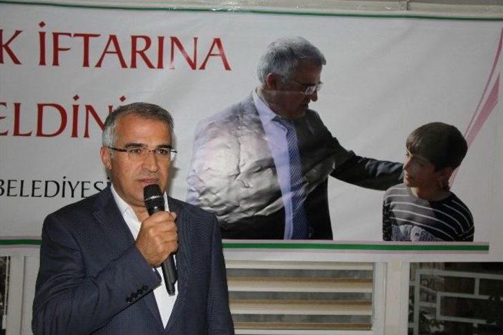 Yetimler Kardeşlik İftarında Buluştu G1