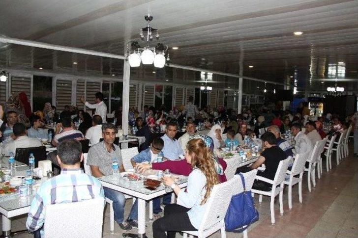 Yetimler Kardeşlik İftarında Buluştu G5