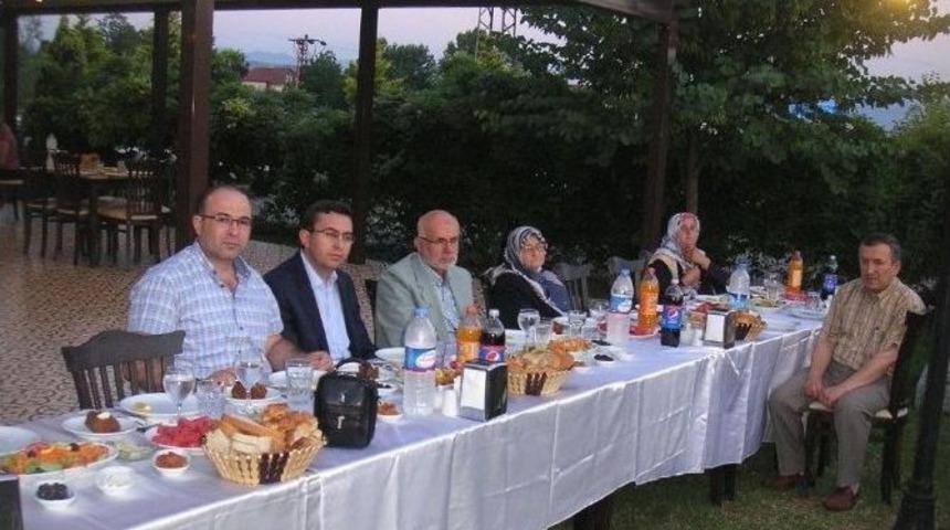 &Ccedil;aycuma&rsquo;da Şehit Ve Gazi Aileleri İftar Yemeğinde Buluştu