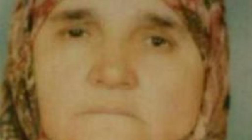 Annesinin Boğazını Keserek &Ouml;ld&uuml;rd&uuml;