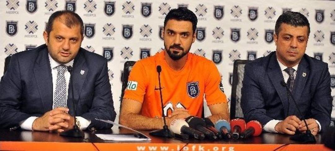 Bekir İrteg&uuml;n İmzayı Attı