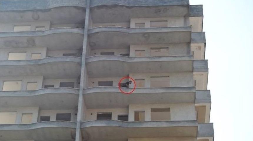 İntihar Girişimi Yolu Kapattırdı