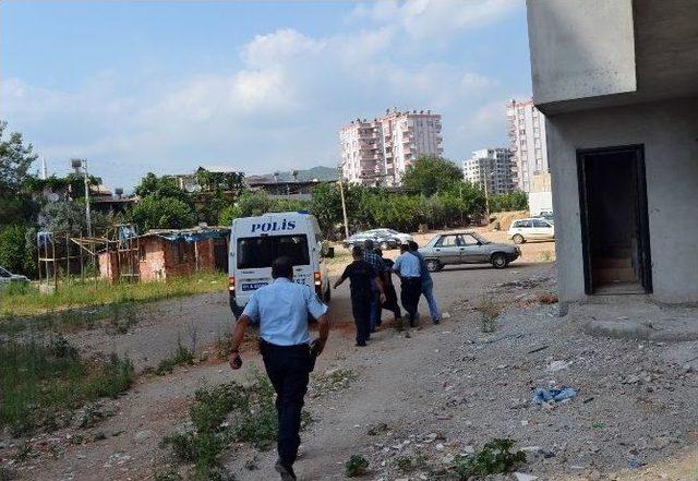 İntihar Girişimi Yolu Kapattırdı