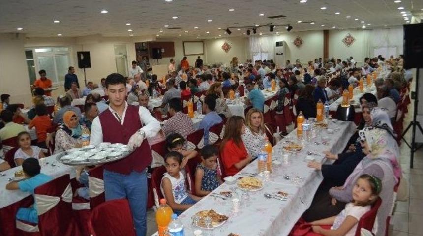 Kırıkhan&rsquo;da Gazi Ve Şehit Ailelerine İftar