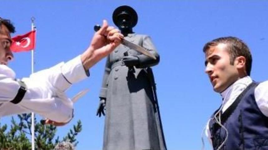 Atat&uuml;rk'&uuml;n Erzurum'a Gelişinin 96'ncı Yıl D&ouml;n&uuml;m&uuml; Kutlandı