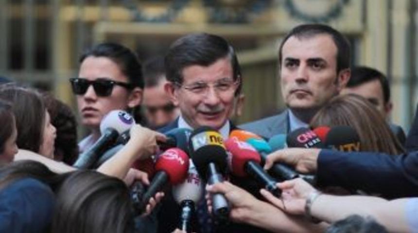 Başbakan Davutoğlu’ndan Meclis Başkanı Yılmaz’a Hayırlı Olsun Ziyareti