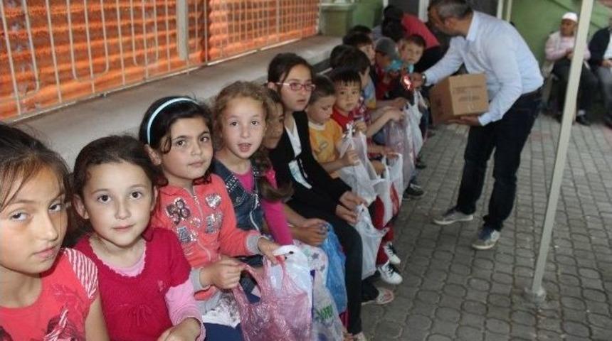 Cami &Ouml;n&uuml; Geleneği Asırlardır Yaşatılıyor