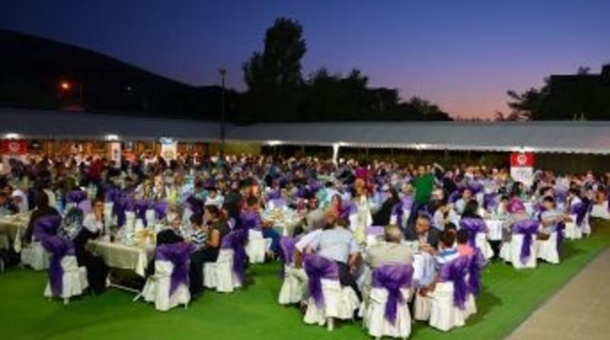 Yetimlerle İftar Buluşması