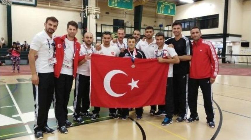 İstanbul İtfaiyesi Amerika&rsquo;da Fırtına Gibi Esiyor