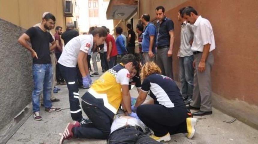 Adıyaman'da 8&rsquo;Inci Kattan Atlayarak Intihar