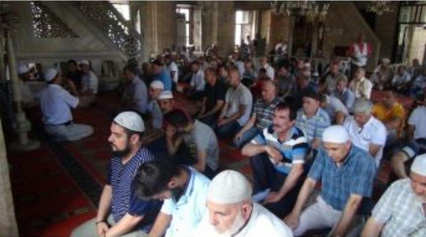 Tekirdağ&rsquo;da 9. Cumhurbaşkanı Merhum Demirel İ&ccedil;in Mevlit Okutuldu