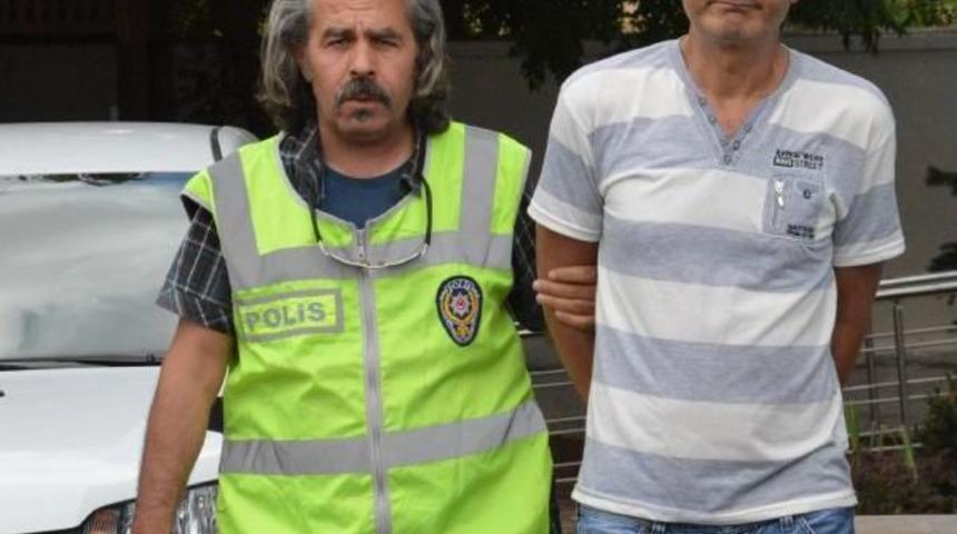 Annesinin Boğazını Keserek &Ouml;ld&uuml;rd&uuml; (2)