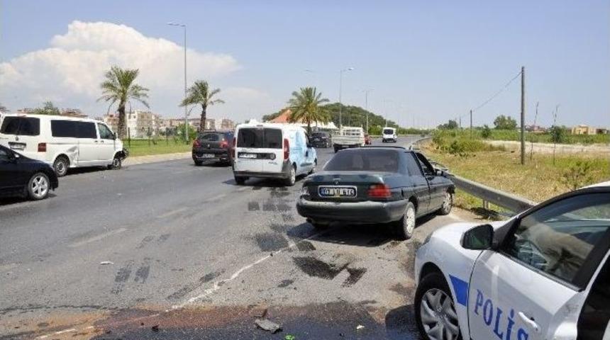 Antalya&rsquo;da Kaza: 10 Yaralı
