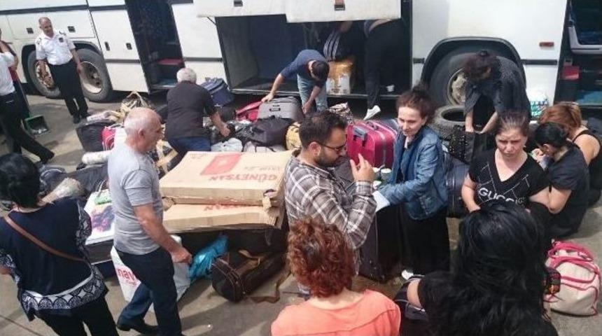 Sarp Sınır Kapısında 21 Yabancı Uyruklu Şahıs Yakalandı