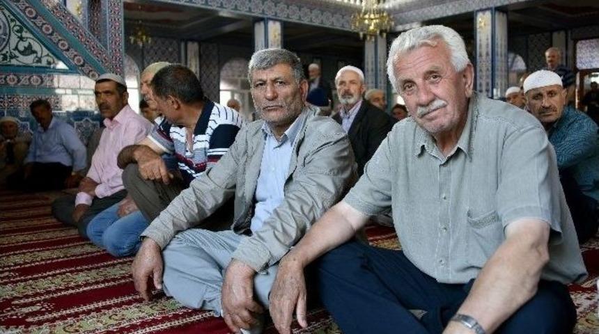 G&uuml;m&uuml;şhane&rsquo;de S&uuml;leyman Demirel İ&ccedil;in Mevlid Okutuldu