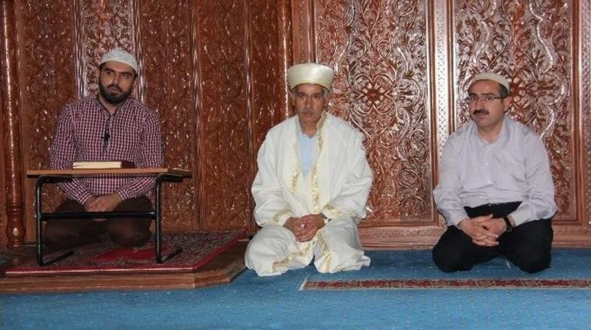 Merhum Cumhurbaşkanı Demirel İ&ccedil;in Mevlit