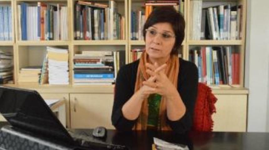 Mimarlar Odası Ankara Şubesi: Tezcan Karakuş Candan'a Karşı Y&uuml;r&uuml;t&uuml;len Iftira Kampanyası Mahkeme Kararıyla Engellendi