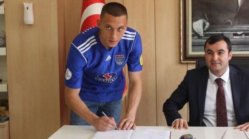 Gaziantep B&uuml;y&uuml;kşehir Belediyespor Kaleci Adam Stochowiak İle S&ouml;zleşme İmzaladı