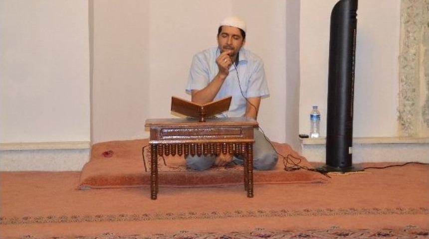 S&uuml;leyman Demirel İ&ccedil;in Balıkesir&rsquo;de Mevlit Okutuldu